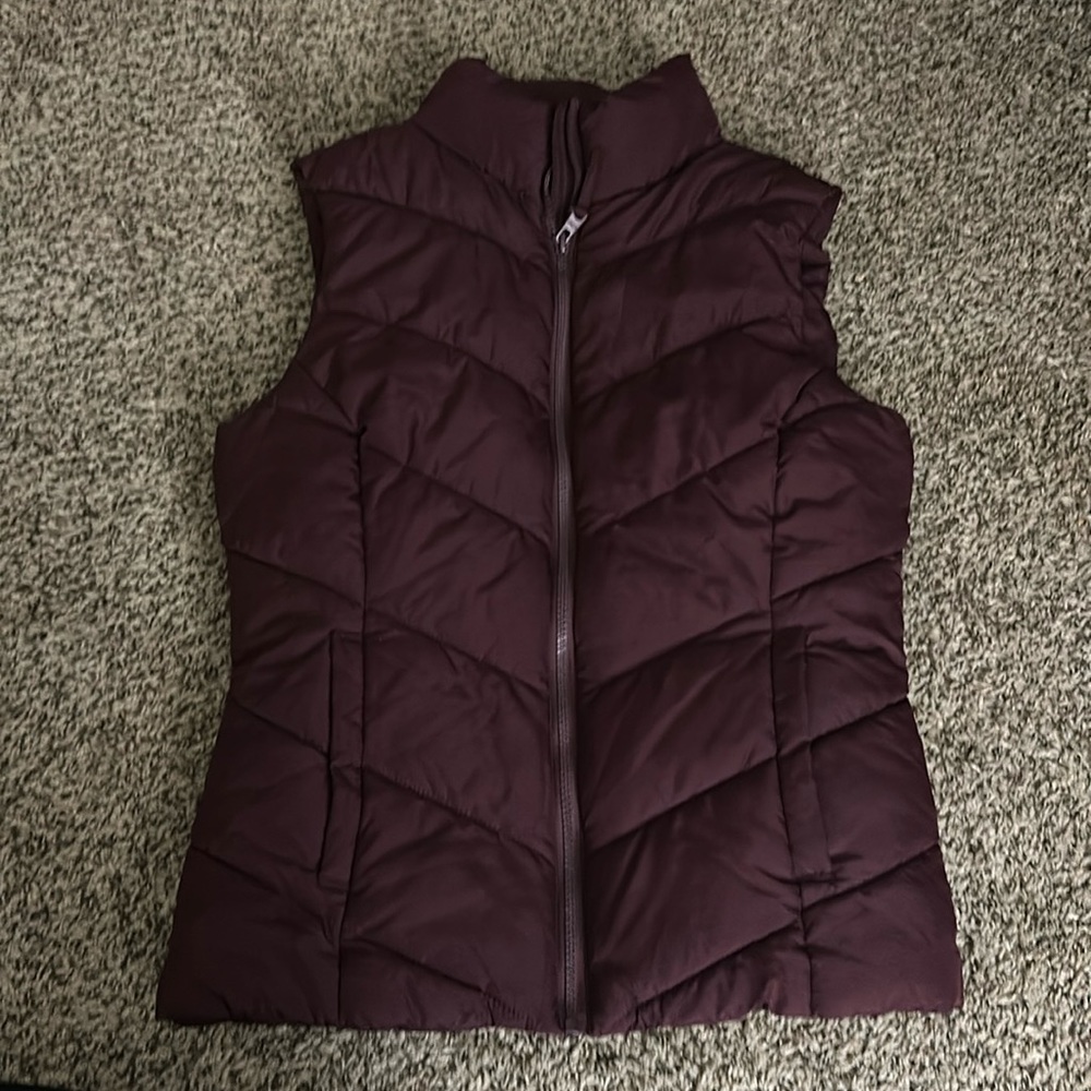Aeropostale Puffer Vest